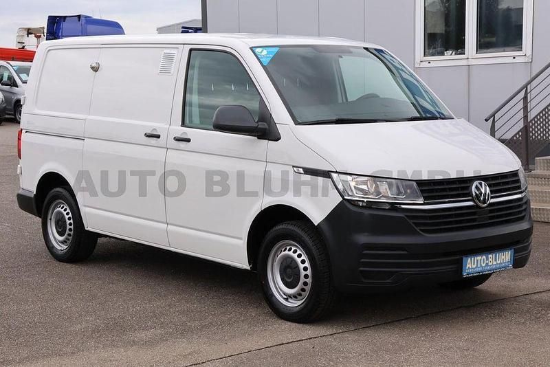 Gebraucht VW T6.1 90 PS (66 kW) 2021 Candyweiß Van