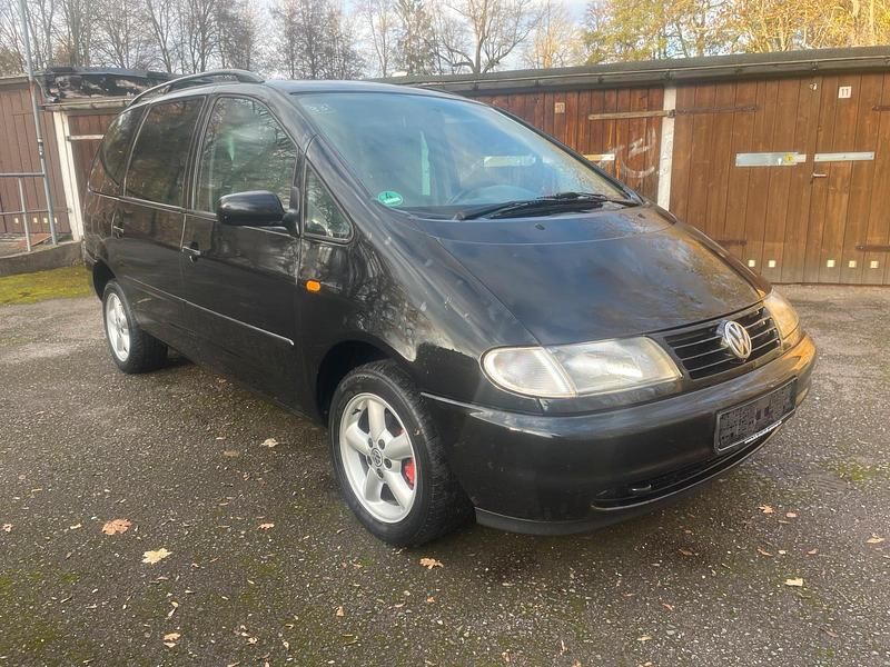 Schwarz Gebraucht 1999 VW Sharan Van / Kleinbus | 3.990 € - Bild 1/4