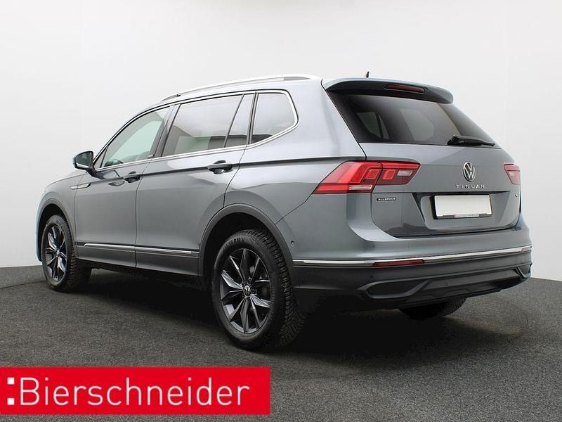 Gebraucht VW Tiguan Allspace S 150 PS (110 kW) 2024 Grau SUV