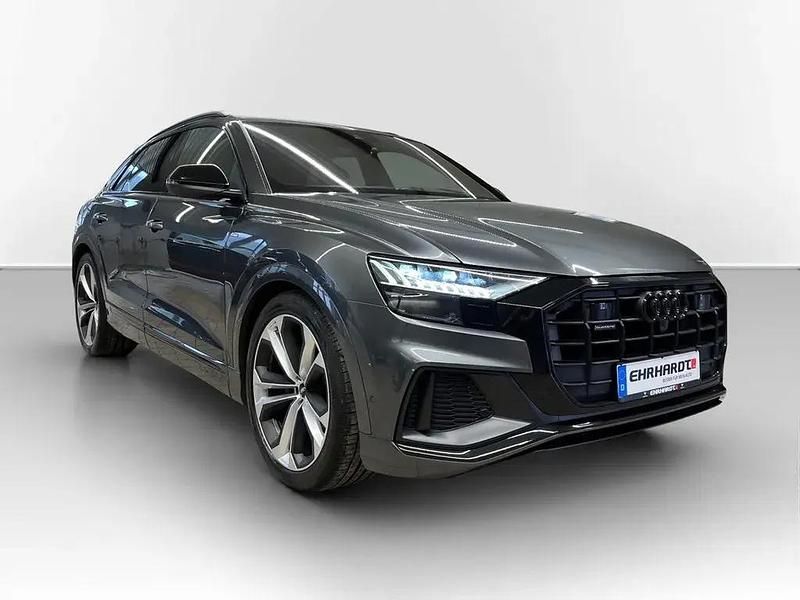 Gebraucht Audi Q8 S-Line 286 PS (210 kW) 2020 Grau SUV