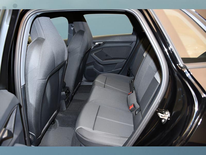 Gebraucht Audi A3 Sportback 150 PS (110 kW) 2023 Schwarz Kleinwagen
