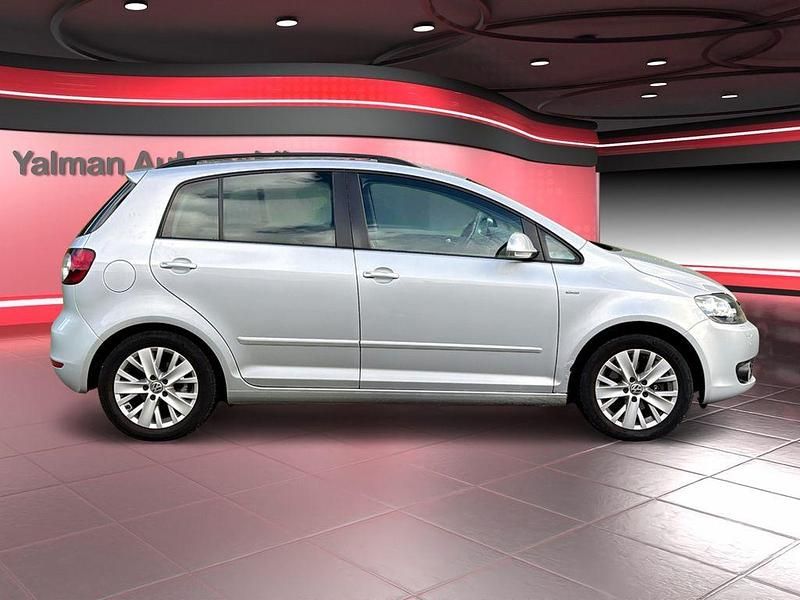 Gebraucht VW Golf VII Life 105 PS (77 kW) 2014 Silber Limousine