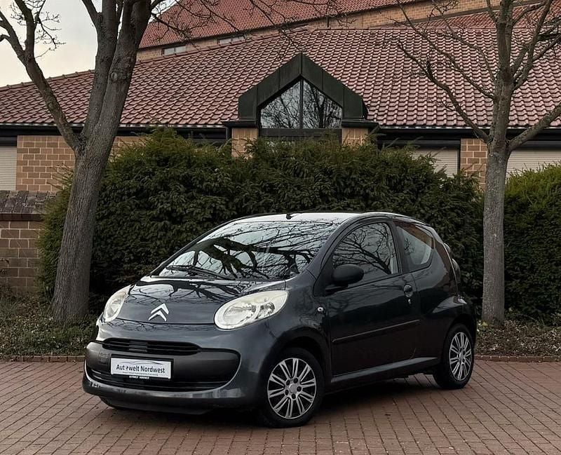 Grau Gebraucht 2008 Citroën C1 Style Kleinwagen | 1.499 € (Fairer Preis) - Bild 1/4