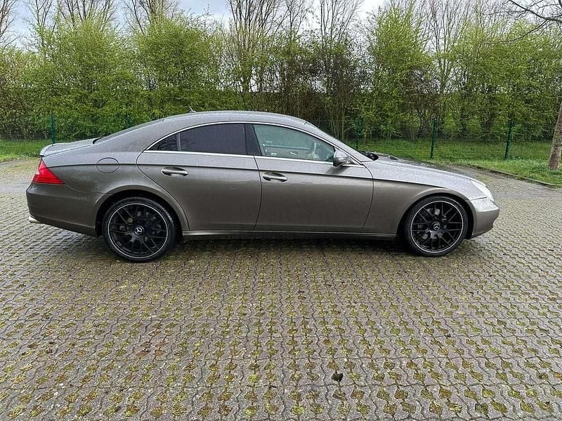 Gebraucht Mercedes CLS280 231 PS (169 kW) 2008 Grau Coupé