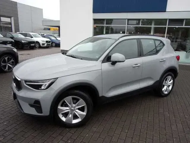 Usata Volvo XC40 129 CV (94 kW) 2024 Grigio SUV