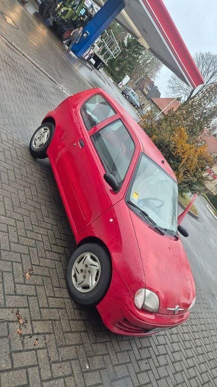 Rot Gebraucht 2009 Fiat Seicento Kleinwagen | 1.500 € (Fairer Preis) - Bild 1/4