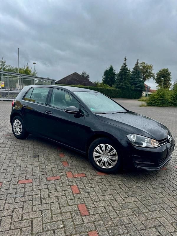 Schwarz Gebraucht 2013 VW Golf VII Kleinwagen | 4.550 € (Superpreis) - Bild 1/4