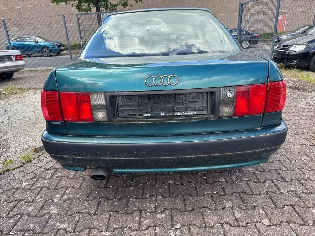 Gebraucht Audi 80 90 PS (66 kW) 1993 Grün Limousine