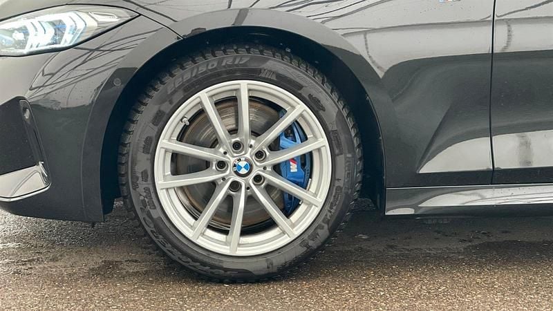 Gebraucht BMW M340 M Sport 374 PS (275 kW) 2025 Saphirschwarz metallic Limousine