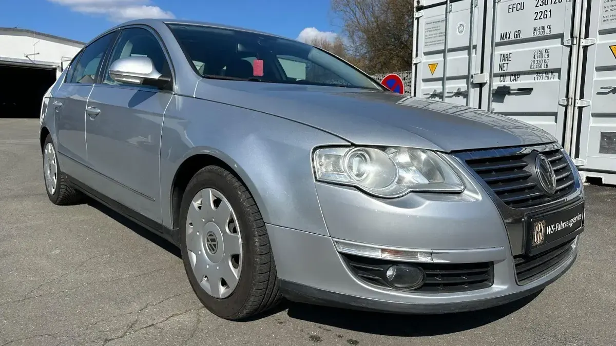 Gebraucht VW Passat Highline 160 PS (117 kW) 2008 Silber Limousine