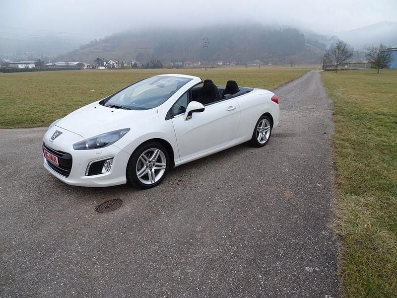 Weiß Gebraucht 2012 Peugeot 308 CC Active Cabrio | 7.699 € (Guter Preis) - Bild 1/4