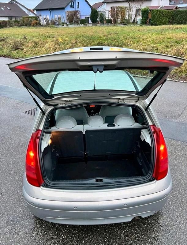 Gebraucht Citroën C3 Exclusive 73 PS (53 kW) 2003 Gold Kleinwagen