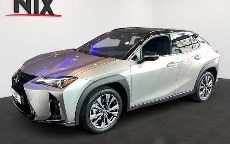 Silber Gebraucht 2024 Lexus UX 300h Sport Design Packet SUV | 39.900 € (Fairer Preis) - Bild 1/4