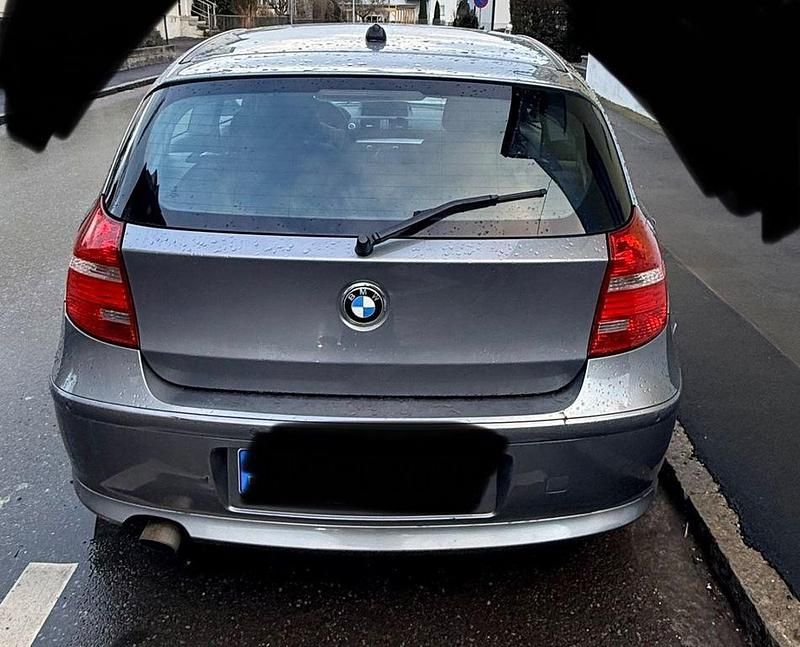 Usata BMW 118 143 CV (105 kW) 2009 Argento Utilitaria