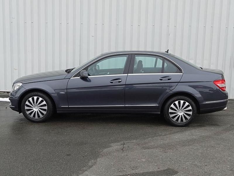 Gebraucht Mercedes C220 170 PS (125 kW) 2010 Grau Limousine