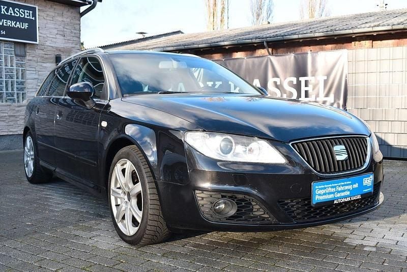 Schwarz Gebraucht 2011 Seat Exeo Sport Kombi | 11.990 € - Bild 1/4