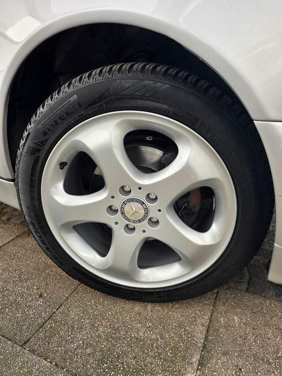 Gebraucht Mercedes E240 Elegance 170 PS (125 kW) 2000 Silber Limousine