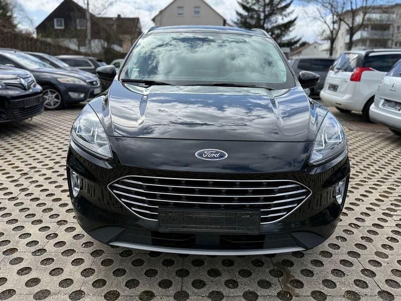 Gebraucht Ford Kuga Titanium 190 PS (139 kW) 2022 Schwarz SUV