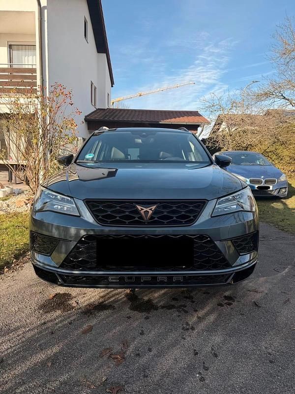 Usata Cupra Ateca 300 CV (220 kW) 2020 Grigio SUV
