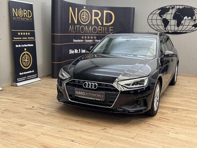 Mythosschwarz metall (metallic) Gebraucht 2022 Audi A4 Kombi | 23.479 € (Guter Preis) - Bild 1/3
