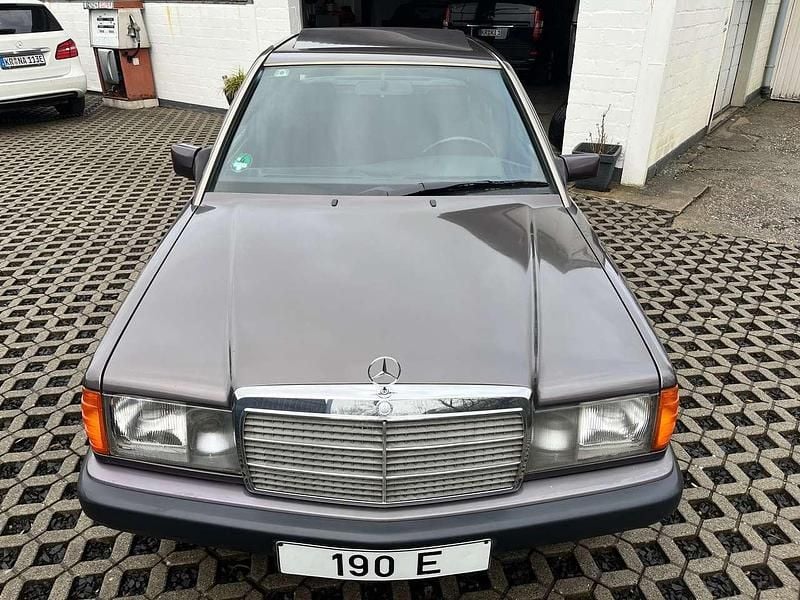 Gebraucht Mercedes 190 122 PS (89 kW) 1993 Bornit Limousine