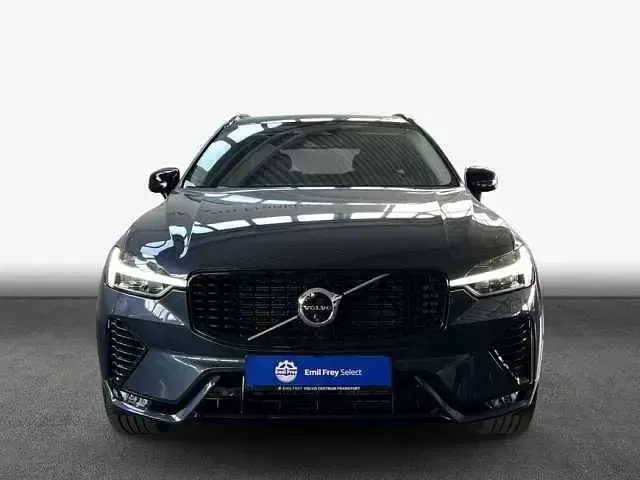 Gebraucht Volvo XC60 Plus 250 PS (183 kW) 2024 Denim blue metallic 723 SUV