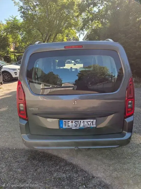Gebraucht Opel Combo Life Edition 131 PS (96 kW) 2020 Grau Van / Kleinbus