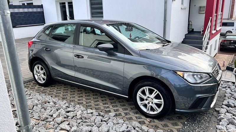 Gebraucht Seat Ibiza Reference 75 PS (55 kW) 2018 Grau Kleinwagen