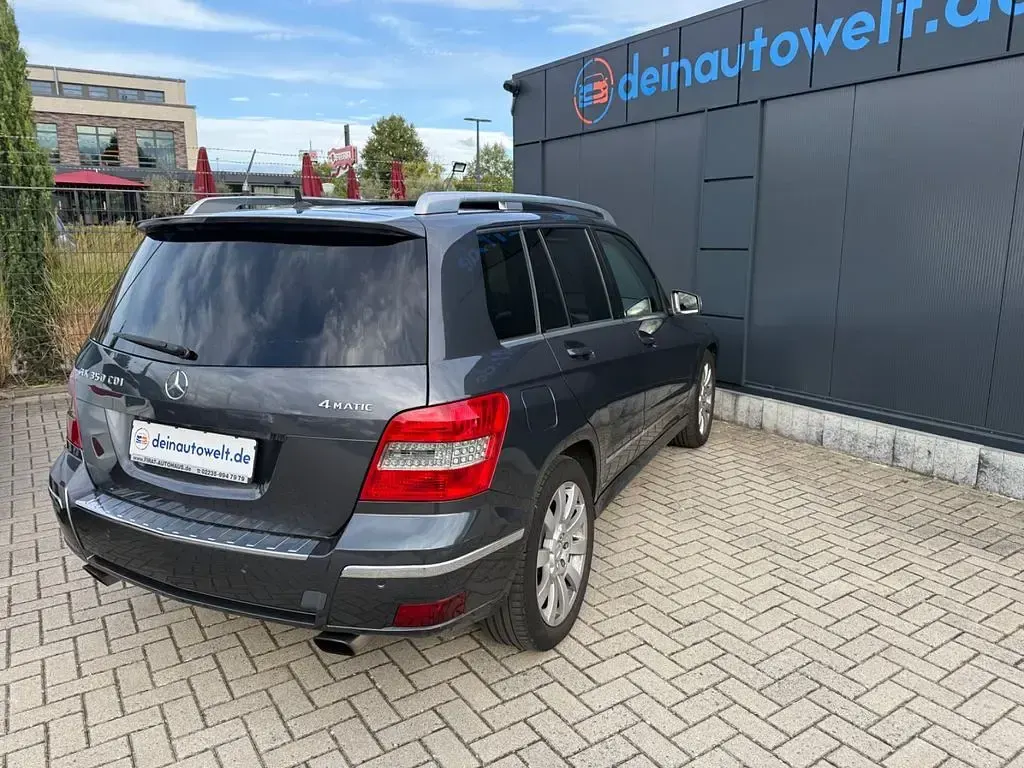 Gebraucht Mercedes GLK350 231 PS (169 kW) 2011 Grau SUV