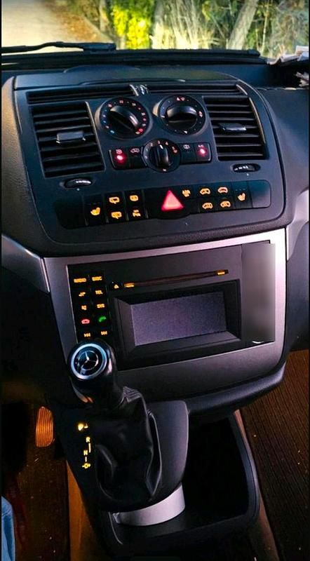 Gebraucht Mercedes Viano 163 PS (119 kW) 2011 Grau Van / Kleinbus