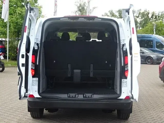 Neu Ford Transit Custom Trend 136 PS (100 kW) 2025 Weiß Kombi