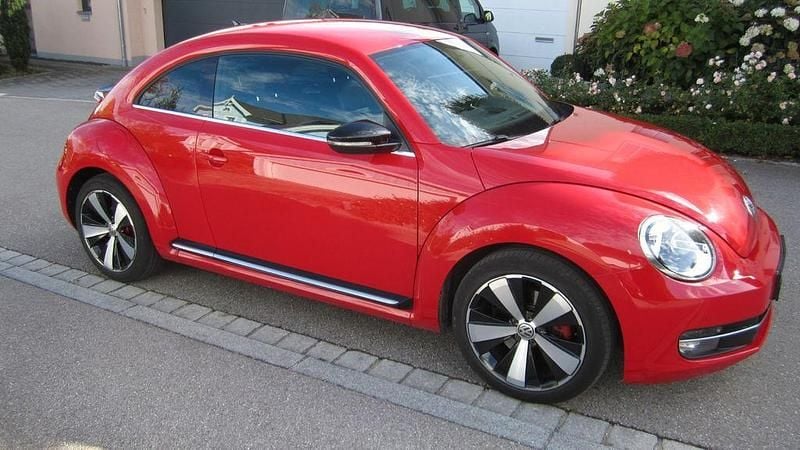 Gebraucht VW Beetle Sport 200 PS (147 kW) 2012 Rot Kleinwagen