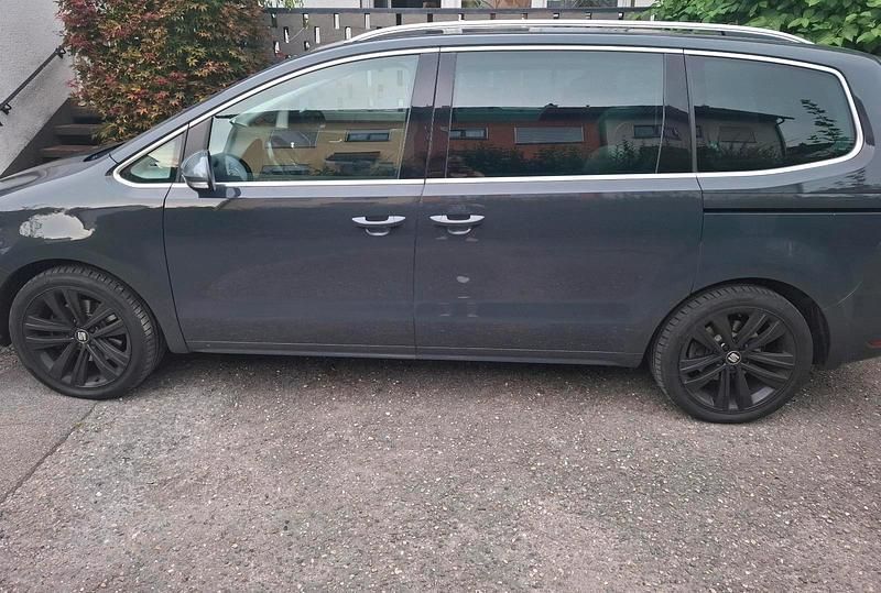 Gebraucht Seat Alhambra 184 PS (135 kW) 2017 Grau Van / Kleinbus