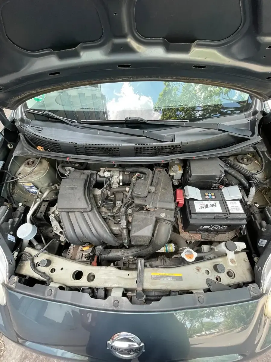 Gebraucht Nissan Micra 80 PS (58 kW) 2012 Grau Kleinwagen