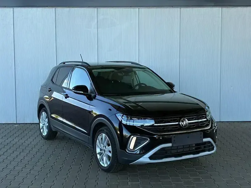 Gebraucht VW T-Cross Life 116 PS (85 kW) 2025 Deep black perleffekt SUV
