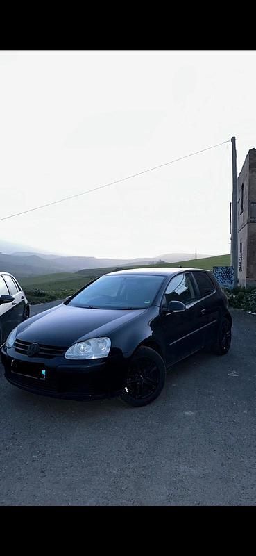 Gebraucht VW Golf V 75 PS (55 kW) 2005 Schwarz Kleinwagen
