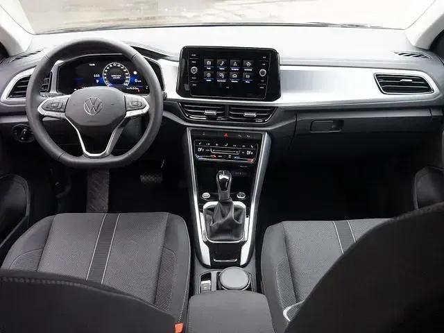 Neu VW T-Roc Life 150 PS (110 kW) 2026 Grau SUV