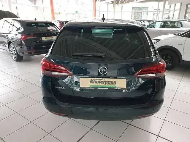 Gebraucht Opel Astra Dynamic 150 PS (110 kW) 2019 Smaragdgrün met. Kombi