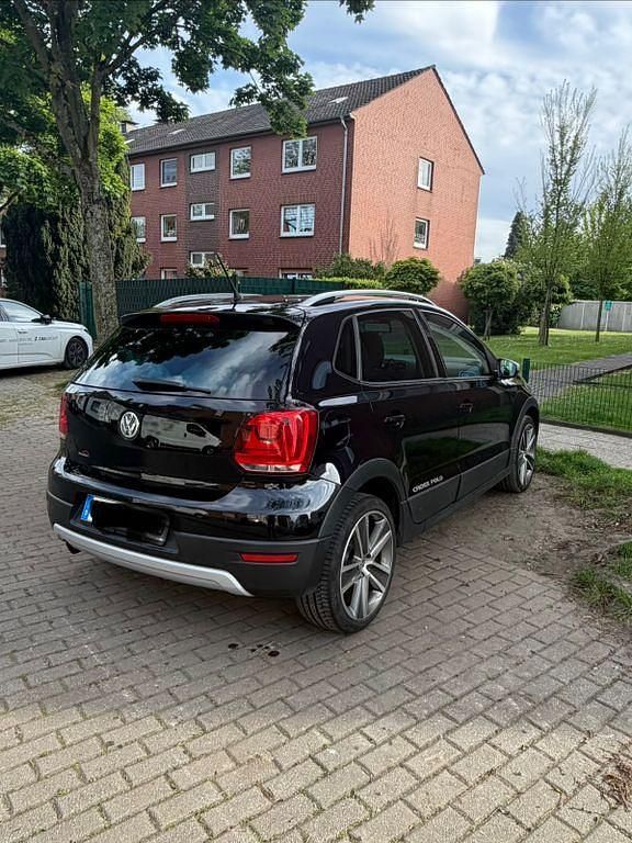 Second-hand VW Polo 86 CP (63 kW) 2010 Negru Hatchback