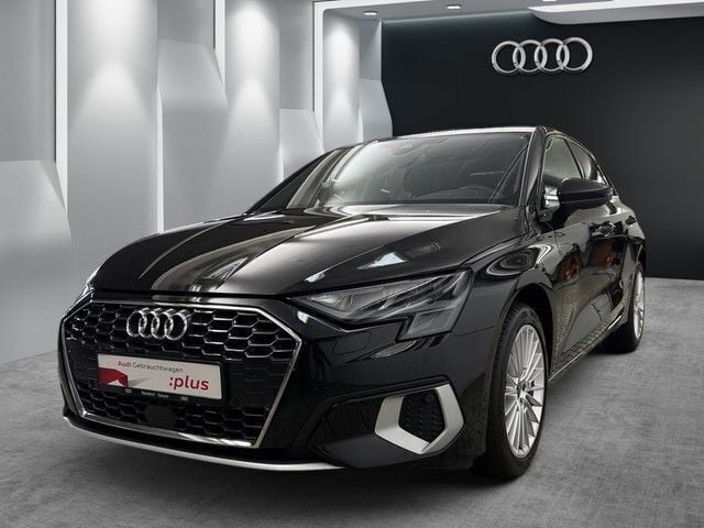 Brillantschwarz Gebraucht 2024 Audi A3 Sportback Limousine | 25.440 € (Fairer Preis) - Bild 1/4