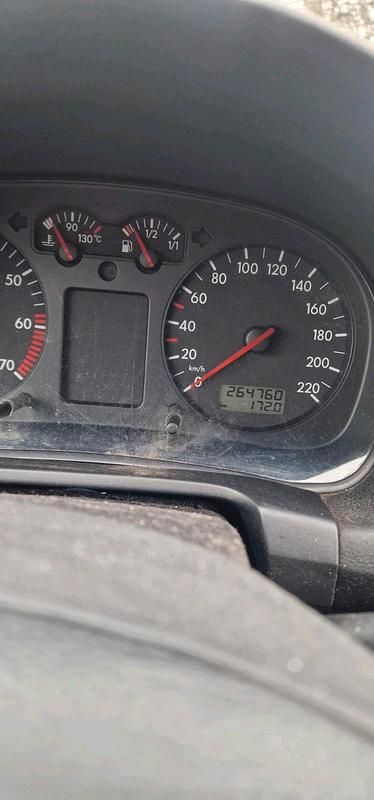 Gebraucht VW Golf IV 75 PS (55 kW) 2002 Schwarz Kleinwagen