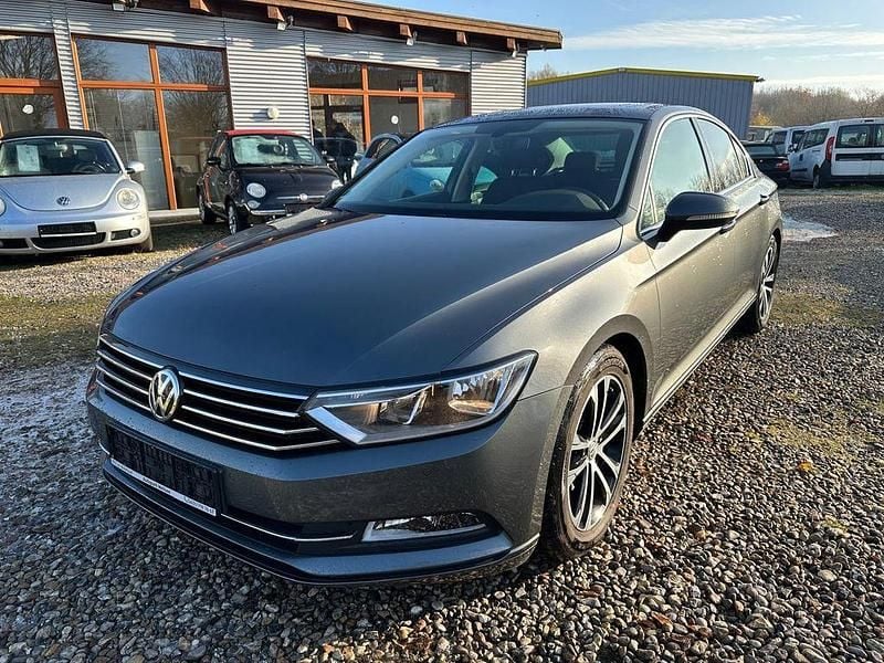 Gebraucht VW Passat 150 PS (110 kW) 2015 Grau Limousine