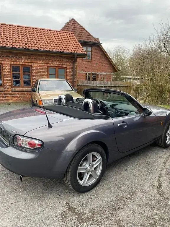 Gebraucht Mazda MX5 126 PS (92 kW) 2006 Andere farben Cabrio
