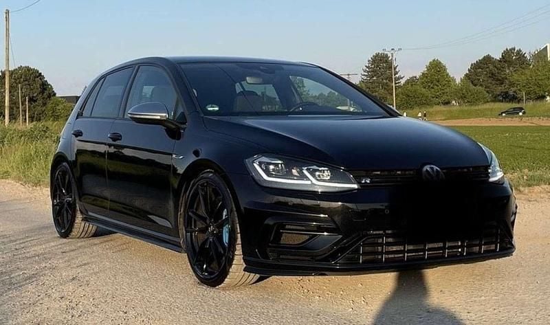 Gebraucht VW Golf VII R 310 PS (228 kW) 2017 Schwarz Kleinwagen