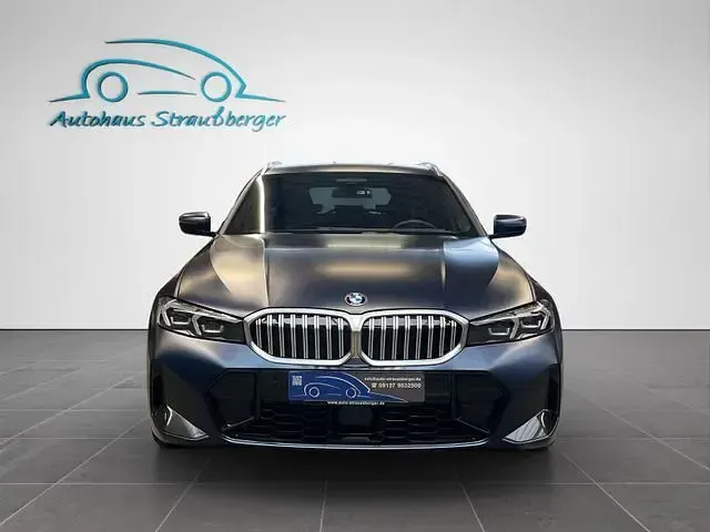 Gebraucht BMW 320 M Sport 190 PS (139 kW) 2024 Blaukeine angabe Kombi