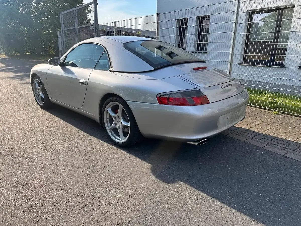 Gebraucht Porsche 911 Carrera Cabriolet 300 PS (220 kW) 1999 Silber Cabrio