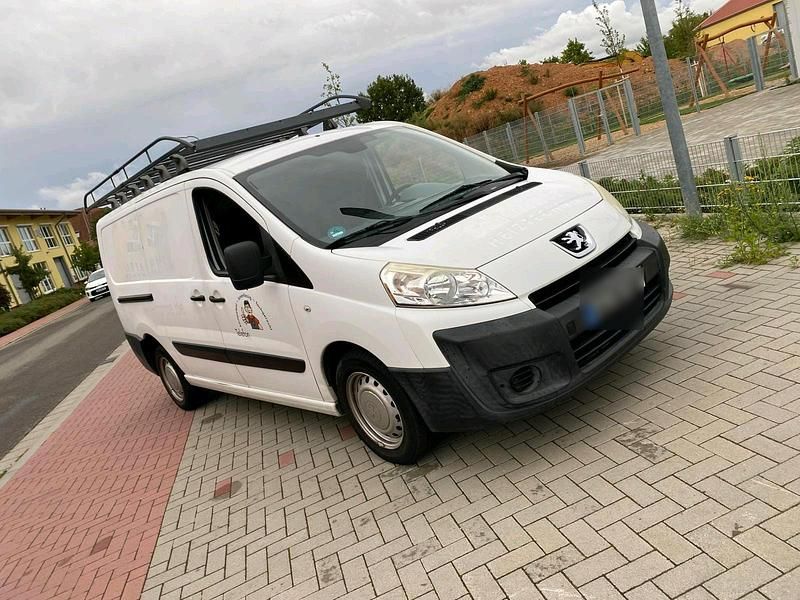 Weiß Gebraucht 2011 Peugeot Expert Van | 3.300 € (Guter Preis) - Bild 1/4