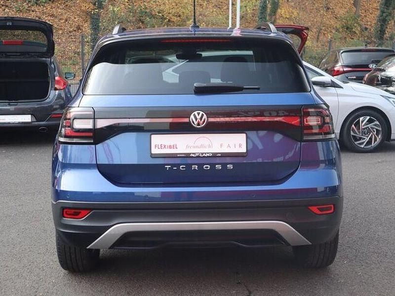 Gebraucht VW T-Cross Life 95 PS (69 kW) 2019 Blau SUV