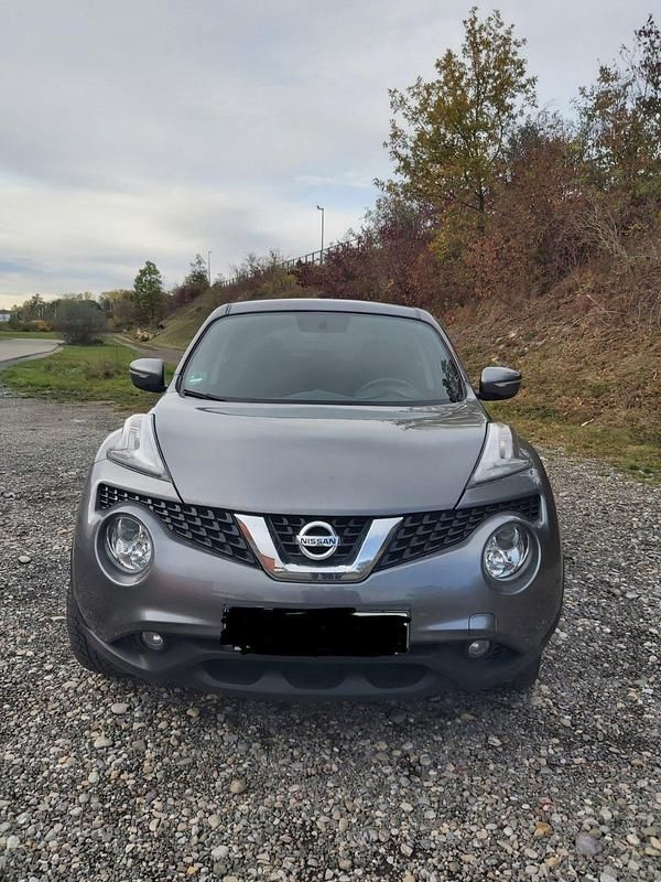 Grau Gebraucht 2018 Nissan Juke SUV | 10.400 € (Fairer Preis) - Bild 1/4