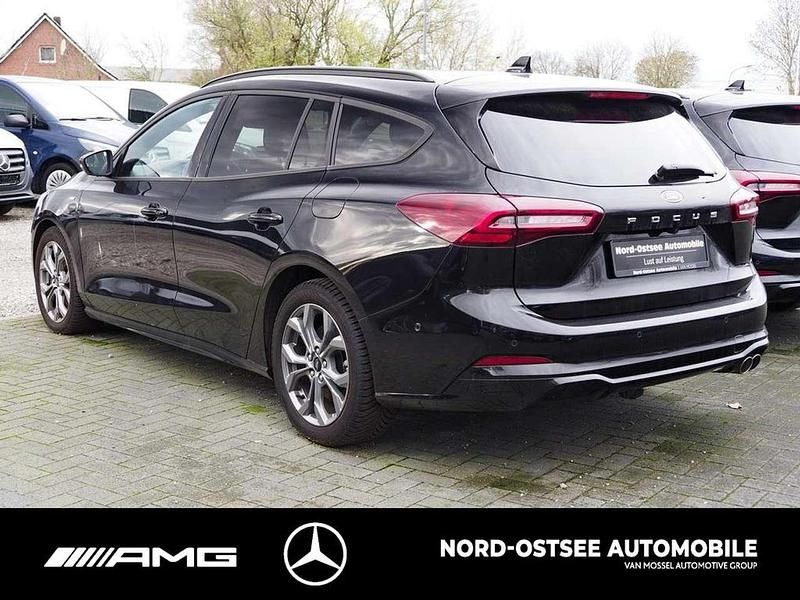 Gebraucht Ford Focus ST-Line X 116 PS (85 kW) 2023 Schwarz obsidianschwarz metal Kombi